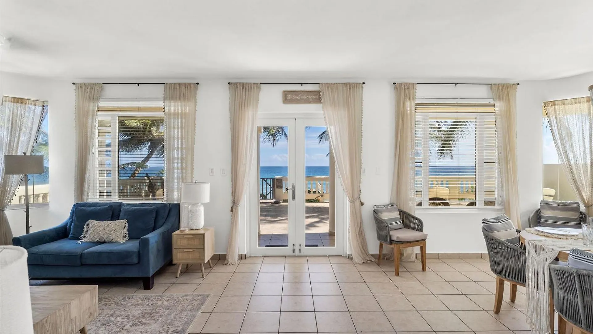 Sandy Beach Villa - Spectacular Setting On The Beach Rincon
