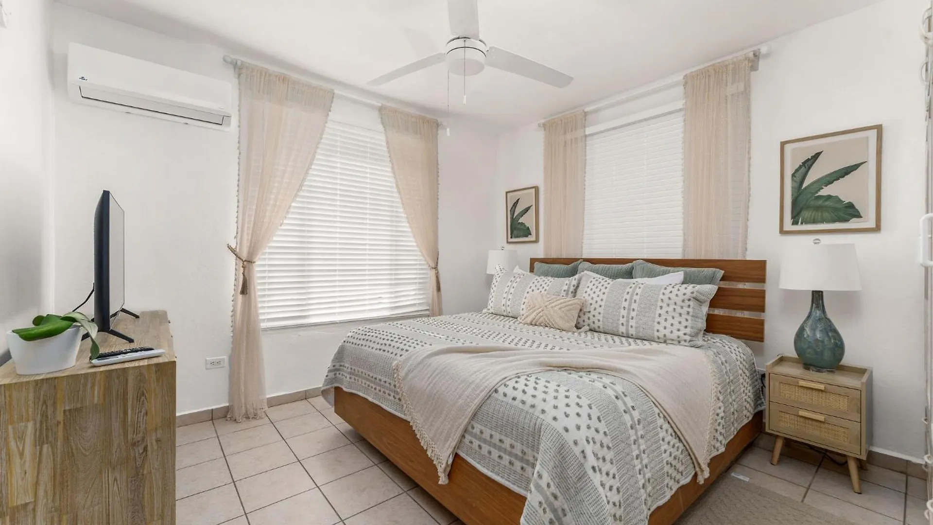 Holiday home Sandy Beach Villa - Spectacular Setting On The Beach Rincon