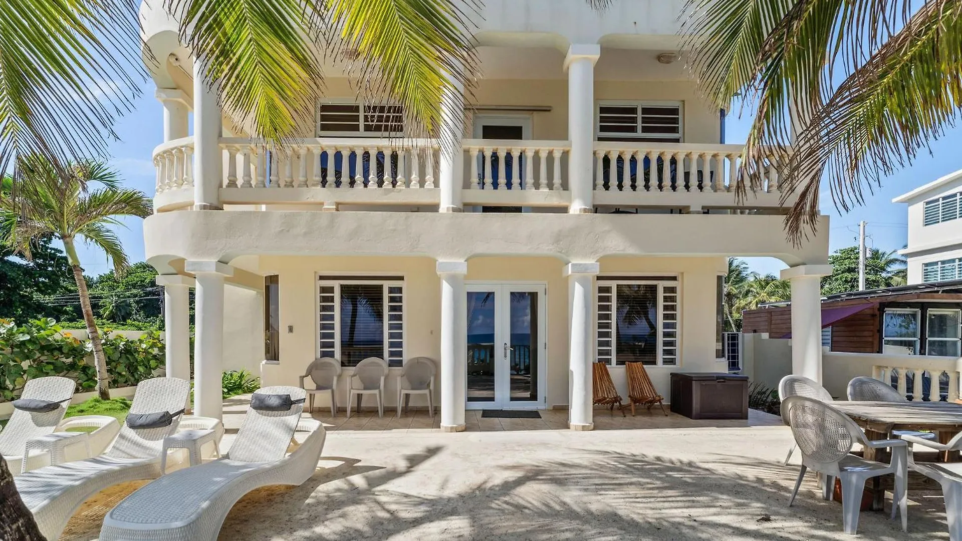 Sandy Beach Villa - Spectacular Setting On The Beach Rincon Holiday home